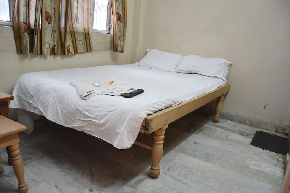 Hotel Sharma